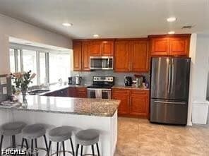 Building Photo - 607 SE 34th Terrace