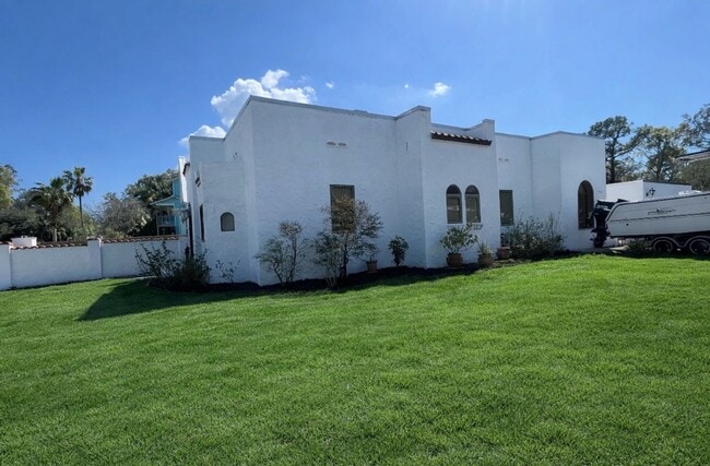 Photo - 100 year old stunning home will all modern amenities