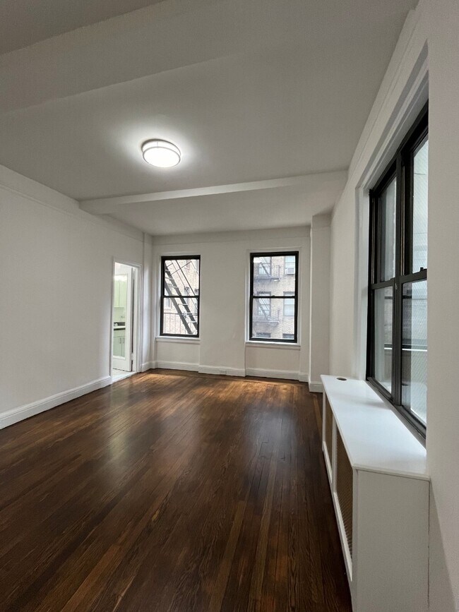 Photo - 140 E 46th St Unidad 3D
