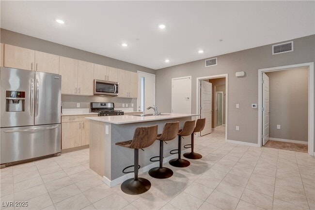 Building Photo - 11238 Essence Point Ave Unit 108