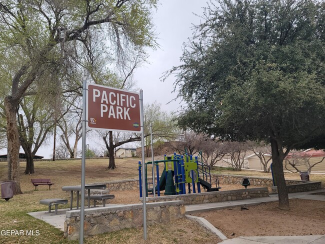 Photo - 216 Pacific Dr