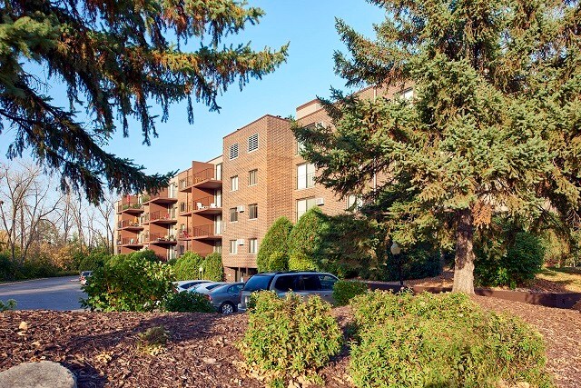 Creek Point Apartments