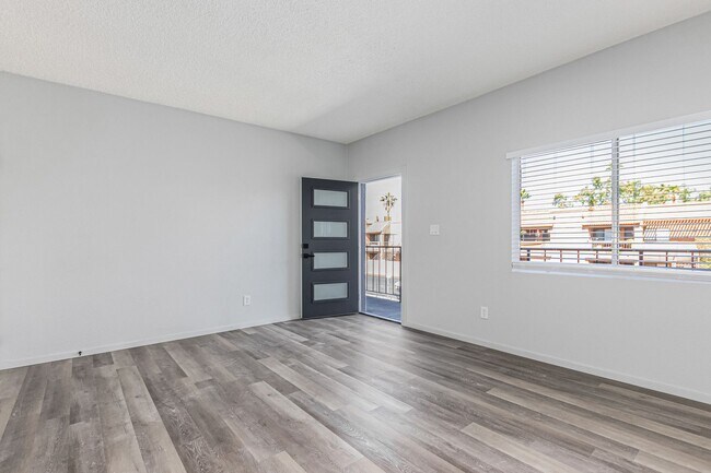 Photo - Venture on 36th St