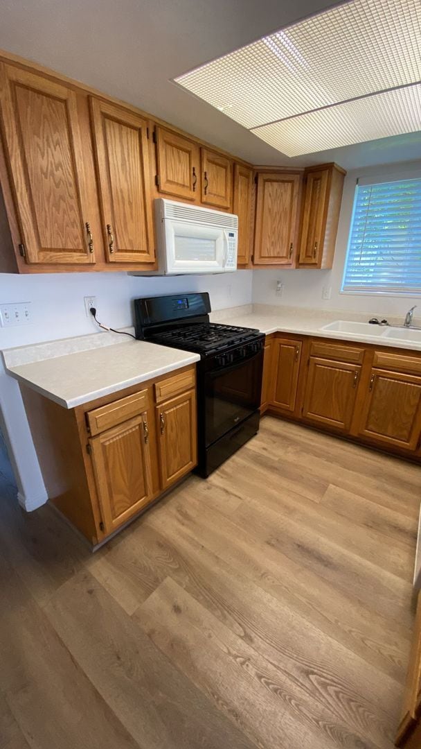 Photo - 168 Coventry Pl