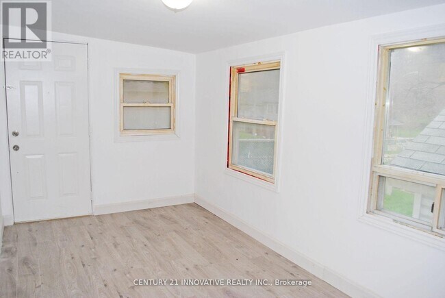 Photo - 42 St Dunstan Dr