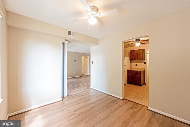 Photo - 9728 Kingsbridge Dr Unit 101