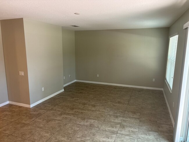 Photo - Beautiful 2-Story Townhome in Battaglia Subdivision, St. Cloud, FL