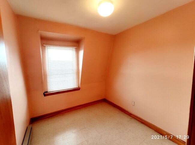 Photo - 27 Lexington St Unit 3