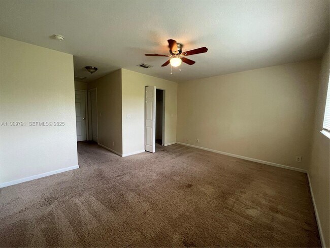 Photo - 3416 NW 14th Ct Unidad 3416