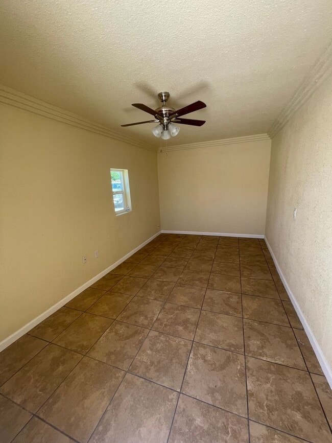 Photo - 1003 S 6th Ave