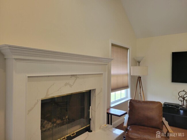 Photo - 13 Airdale Dr