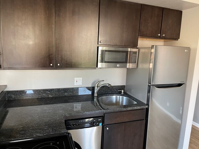 Photo - 1203 Washington Ave #202 Unit 202