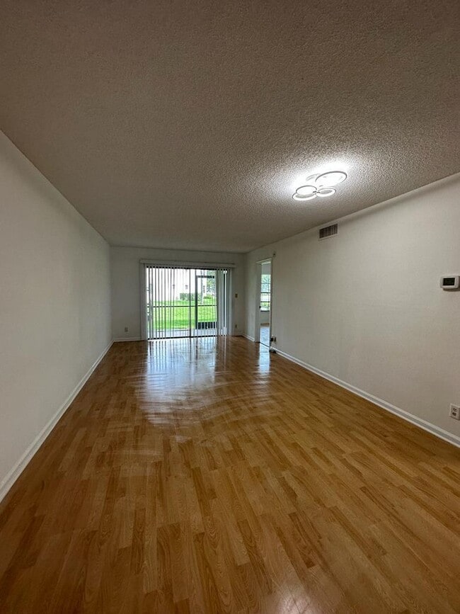 Photo - 301 Olivewood Pl Unit O126
