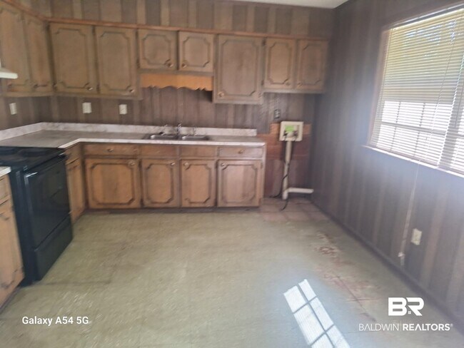 Photo - 2211 Wolf Ridge Rd
