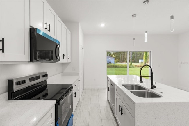 Photo - 540 E Elgrove Dr