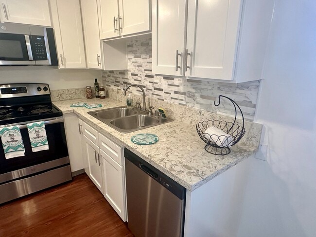 Photo - Casa de Oro Apartments