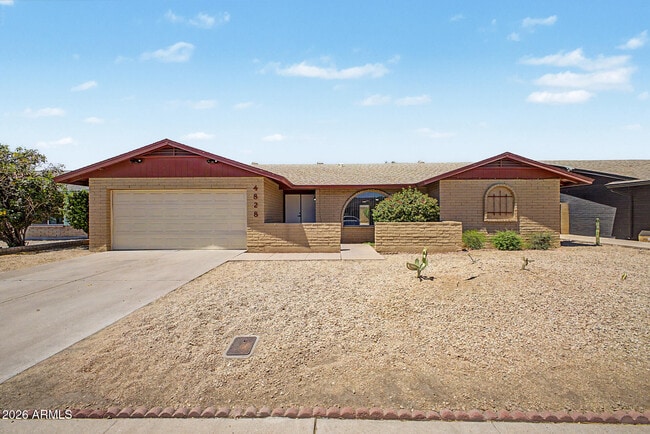 Building Photo - 4828 W Palo Verde Ave