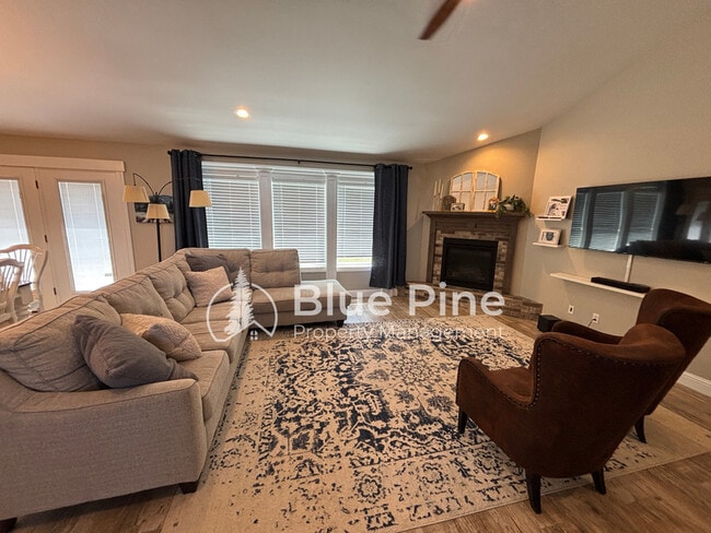 Photo - 5506 Eaglewood Dr
