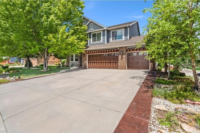Building Photo - 4601 Twin Peaks Dr