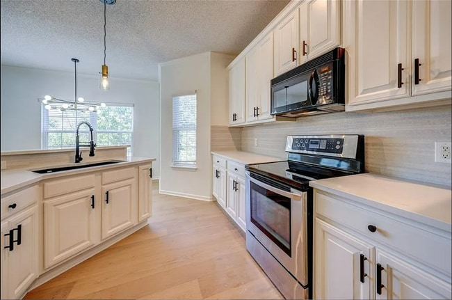 Photo - 15922 W 91st Terrace