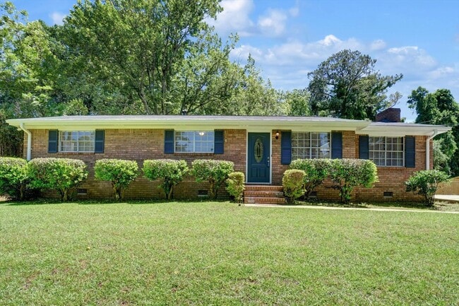 Photo - 606 Evergreen Dr House