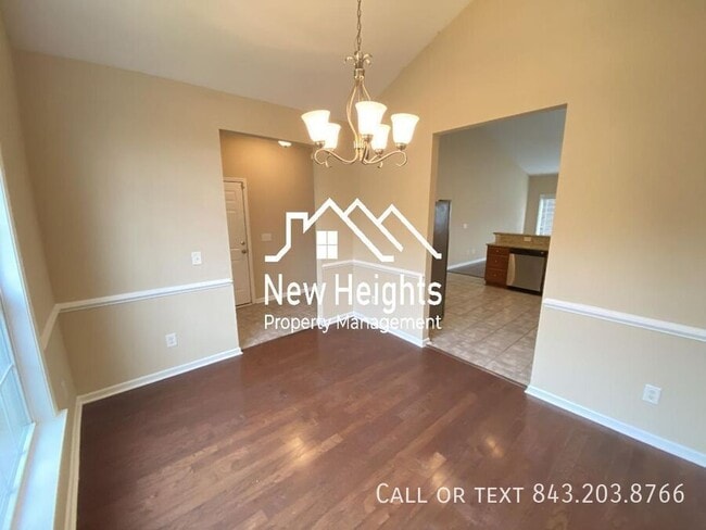 Photo - 8207 Ronda Dr