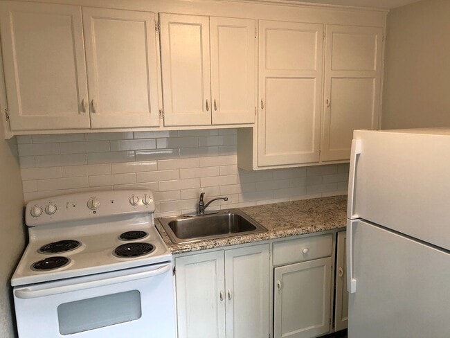 Photo - 772-772 Ottawa St Unit 770 Ottawa St.