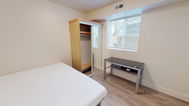 Unidad 1 - 1104 Packard St