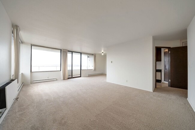 Photo - Stunning Queen Anne south slope condo with parking Unit 701