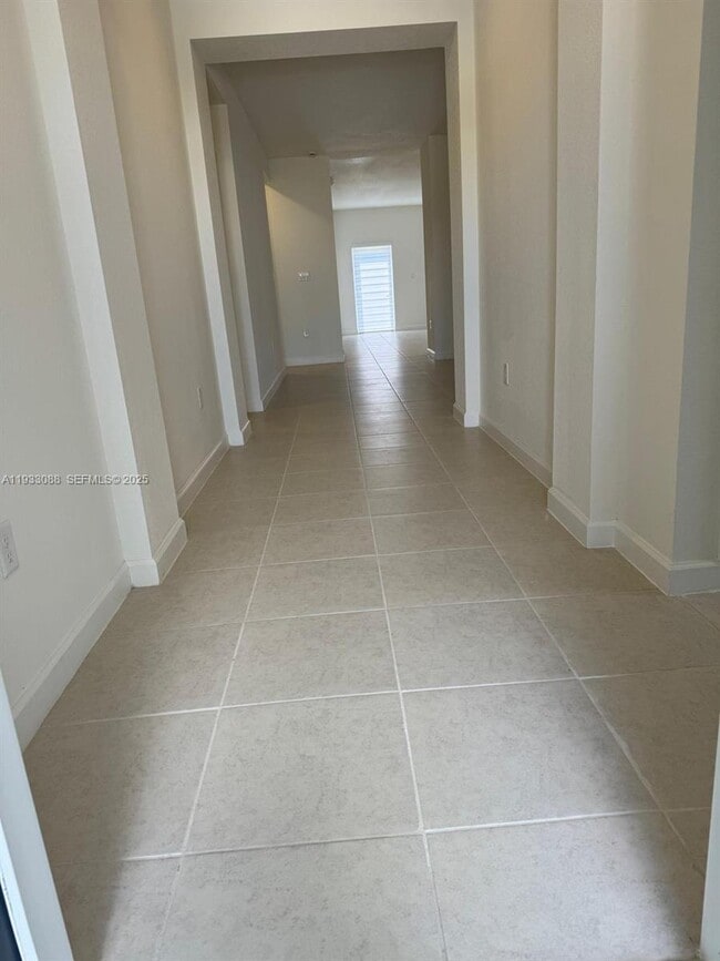 Photo - 16124 SW 148th Pl