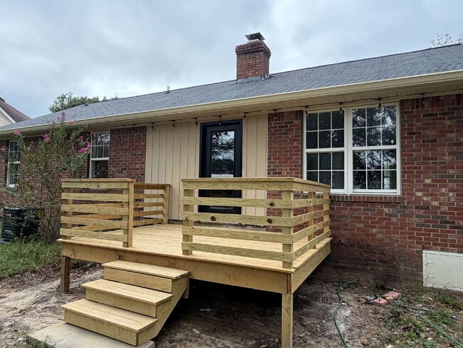 157 Yardley Farms Ct