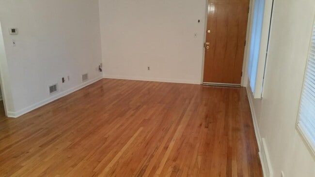 Photo - 6849 Country Ln