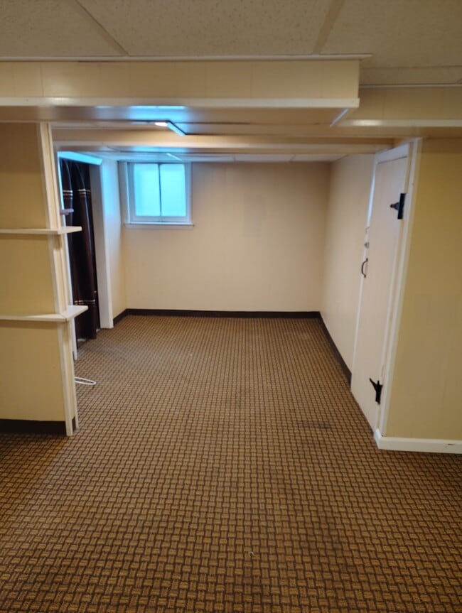 Photo - 153 Grove St Unit 1 bedroom apartment lower flat
