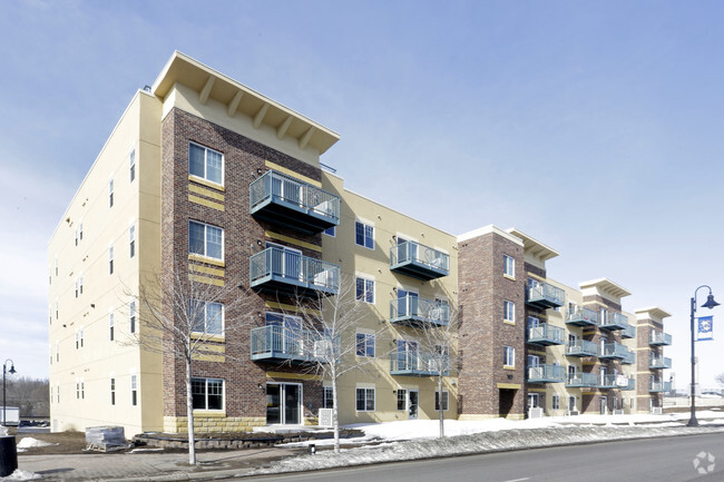 Building Photo - Mississippi Lofts