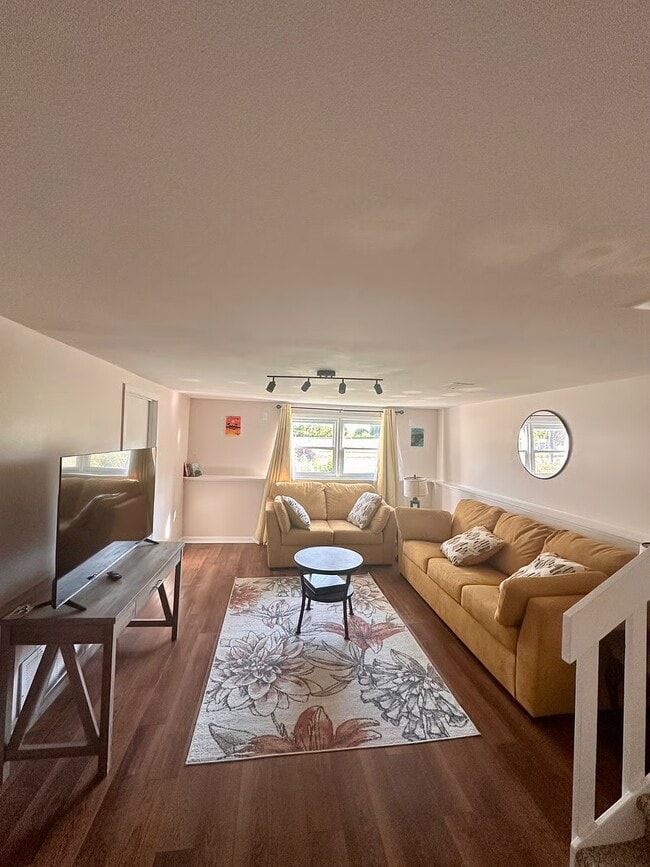 Photo - 520 Bellwood Dr