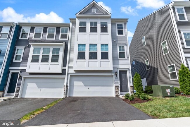 18277 Summit Pointe Dr