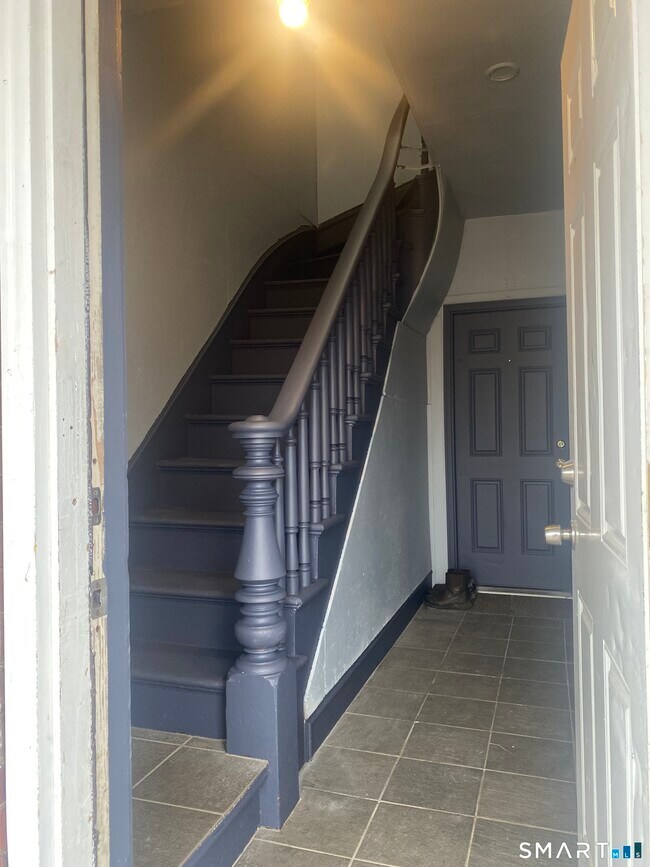 51 Grand St