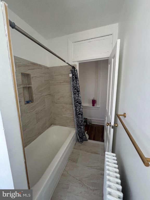 Photo - 923 Hyatt St