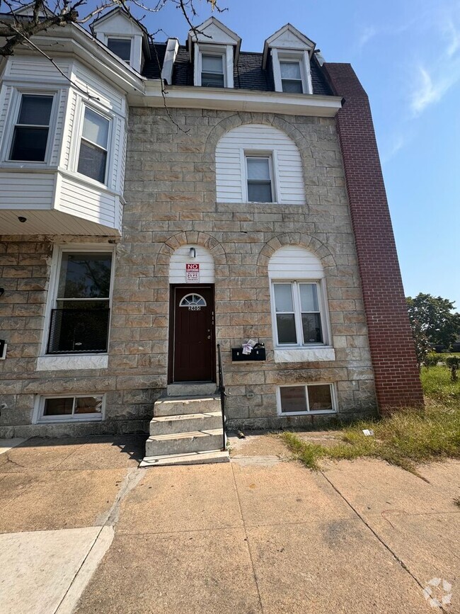 Building Photo - 2405 Barclay St Unit 2 Rental