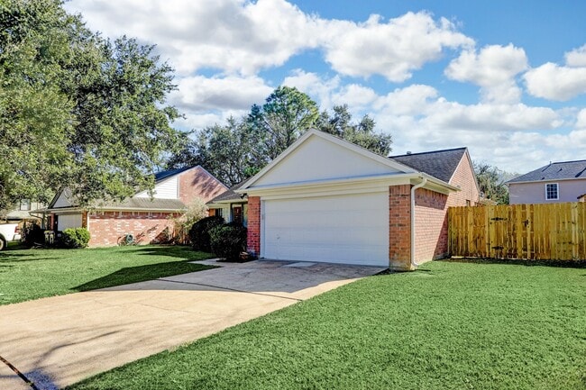 Photo - 5106 Spring Cir Dr