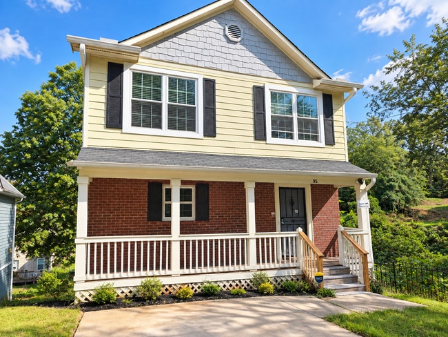 95 Park Ave SE