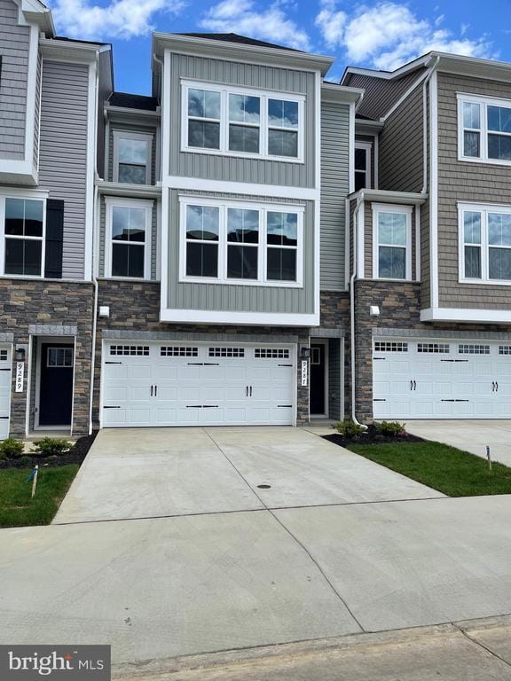 Building Photo - 9287 Tanfield Dr