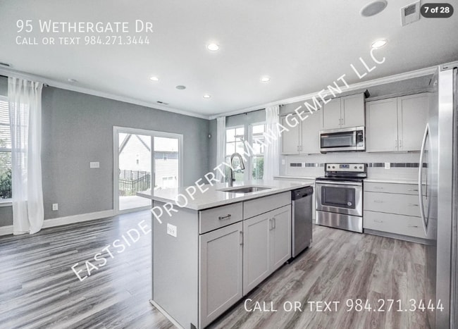 Photo - 95 Wethergate Dr