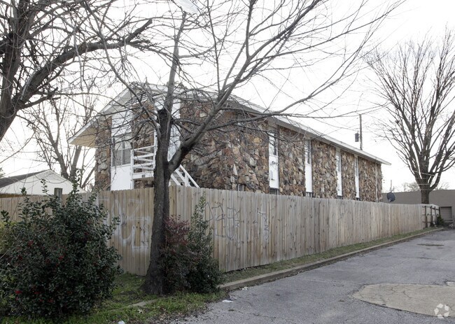 Photo - 3969 Southlawn Ave