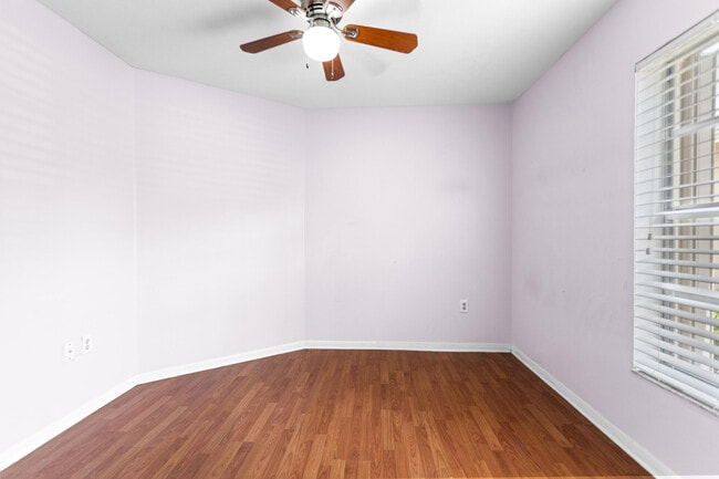 Photo - 13945 Langley Pl