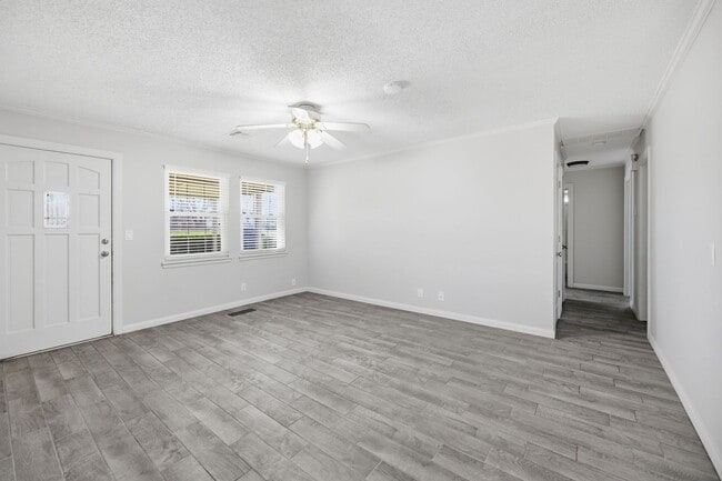 Photo - Cute 3 bed 1.5 bath home with a large yard and quite living in the highly desired Bixby Public Sc...