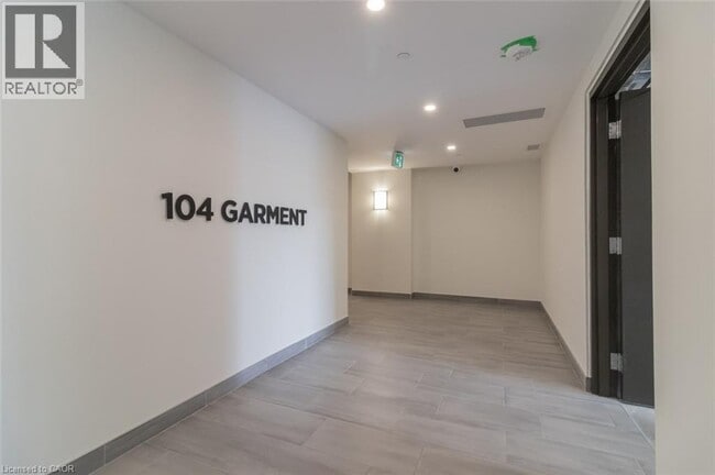 Photo - 104 Garment St Unité 903