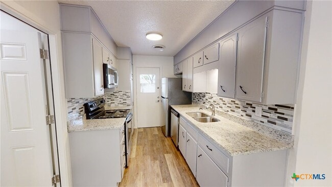 Photo - 1505 Daude Ave
