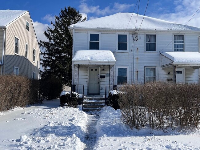 Photo - 866 Miller Ave