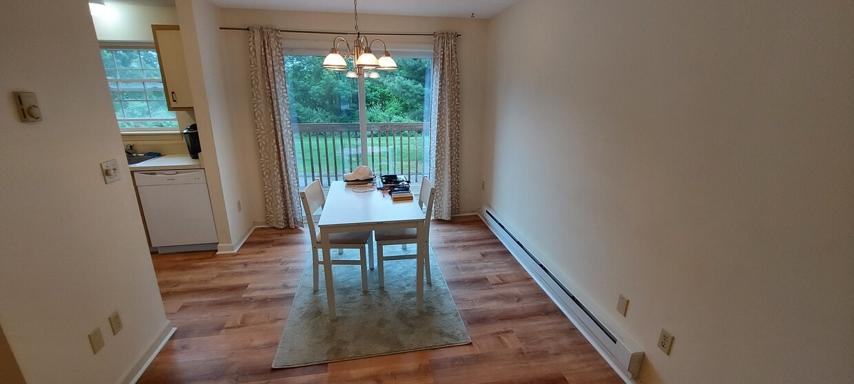 Photo - 38 Crystal Ln (Storrs Mansfield, CT)